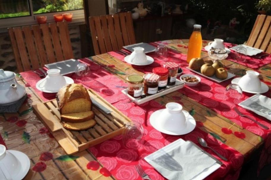 Bed and Breakfast La Guyonnais Quévert Esterno foto